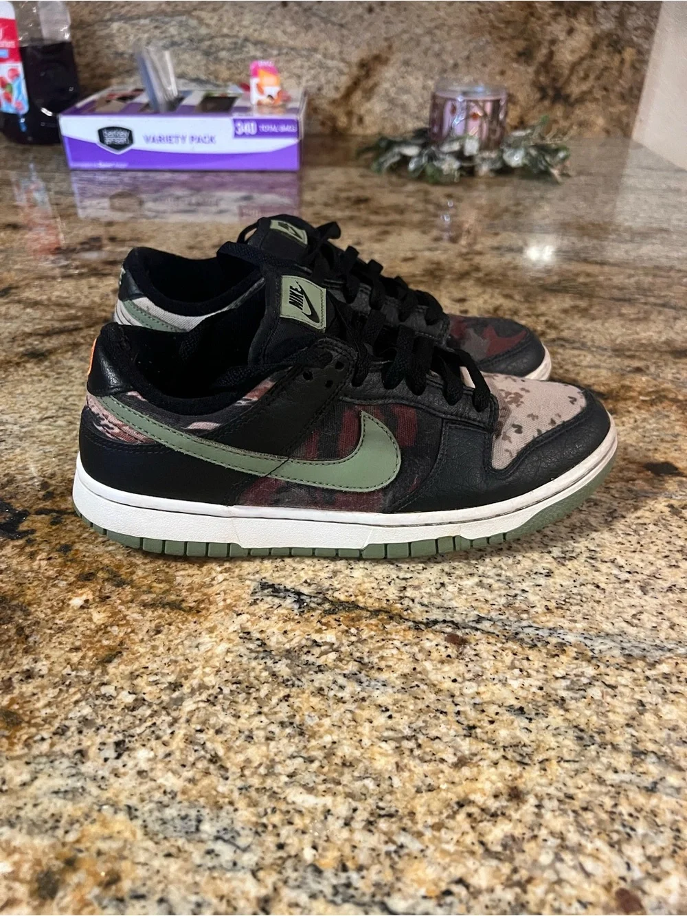 Nike Dunk Low SE Multi Camo Black Olive DB1909-001 GS Size 7.5 /Women 9